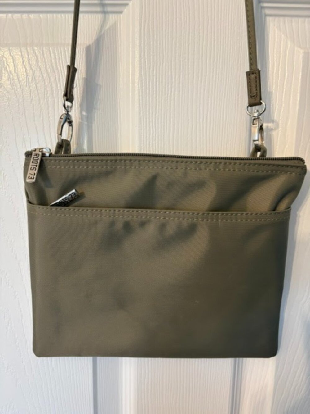 Roots crossbody bag olive green